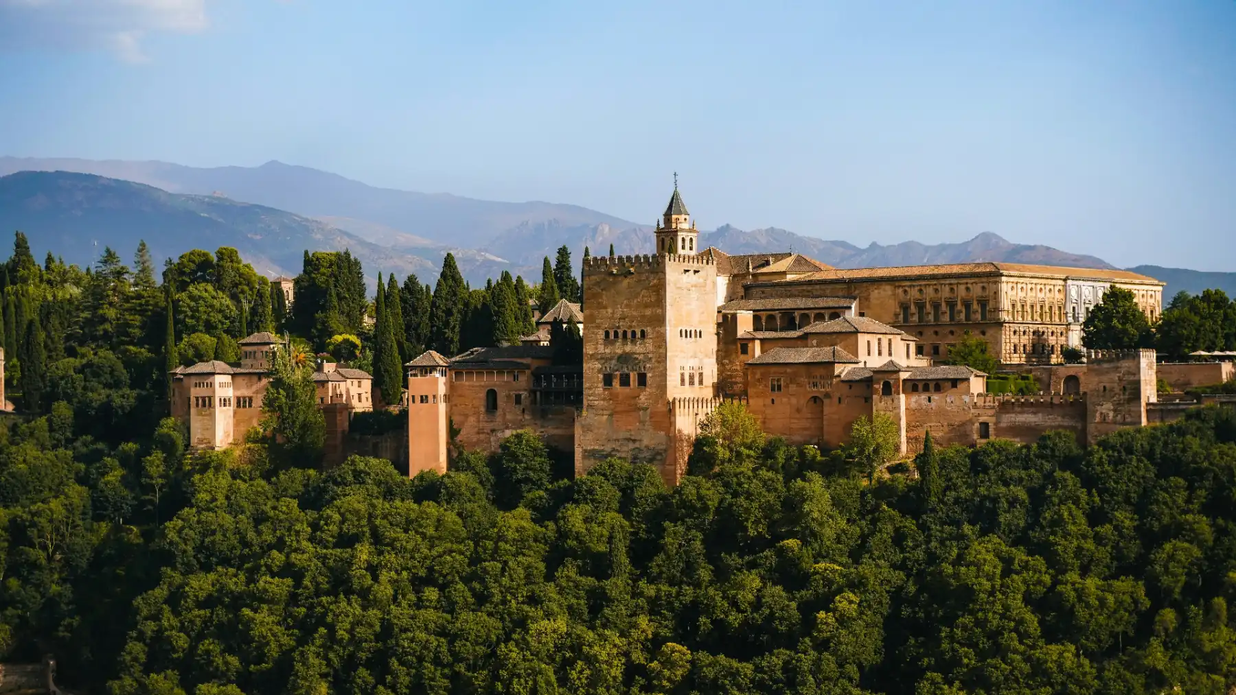 Jewish heritage private tour in Granada's Realejo quarter