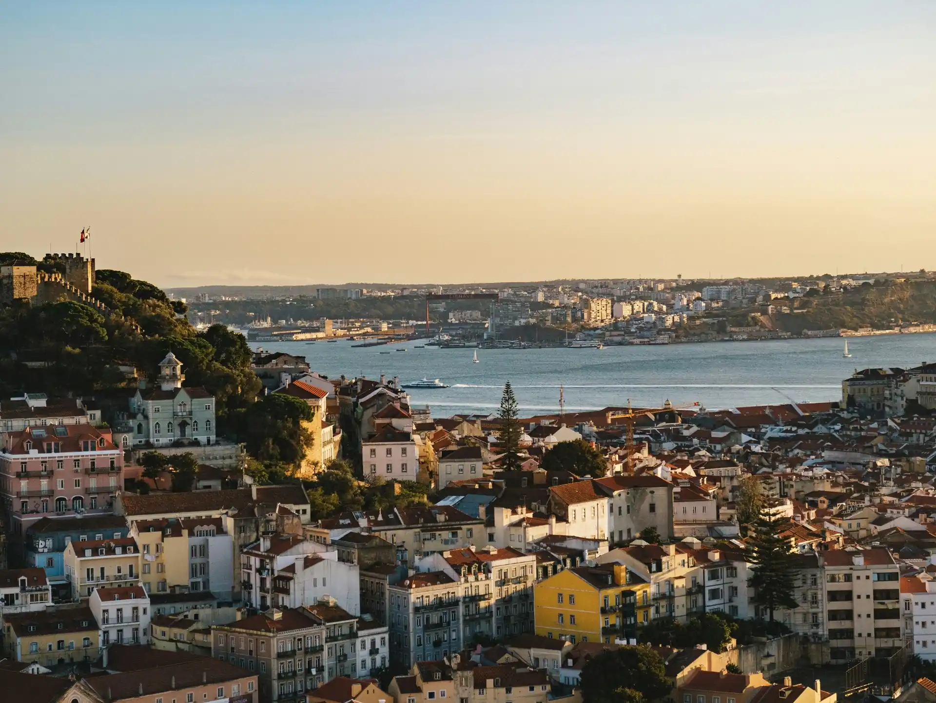 Lisbon private customizable tour with transportation