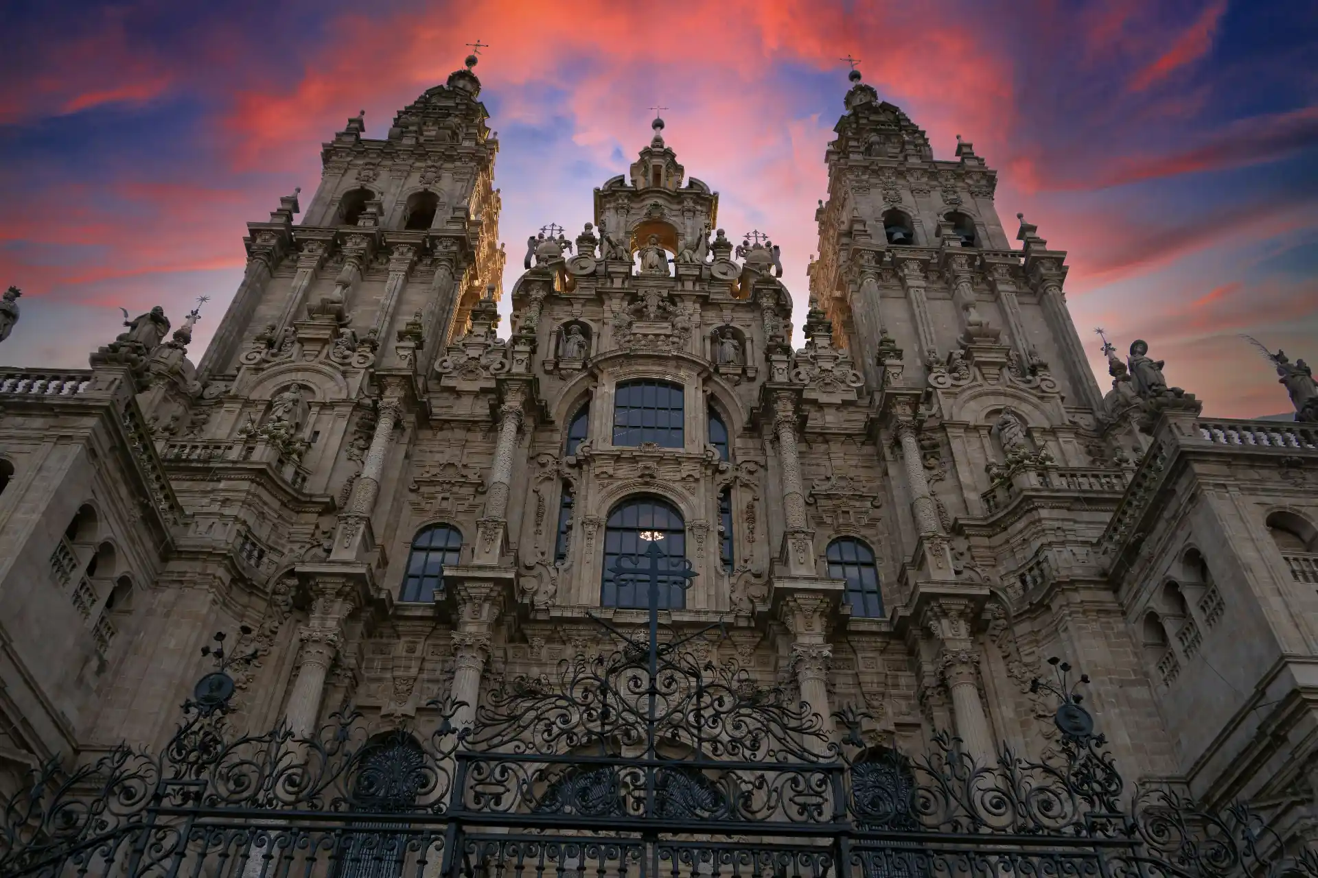 Private tour of Santiago de Compostela Cathedral and historic old town